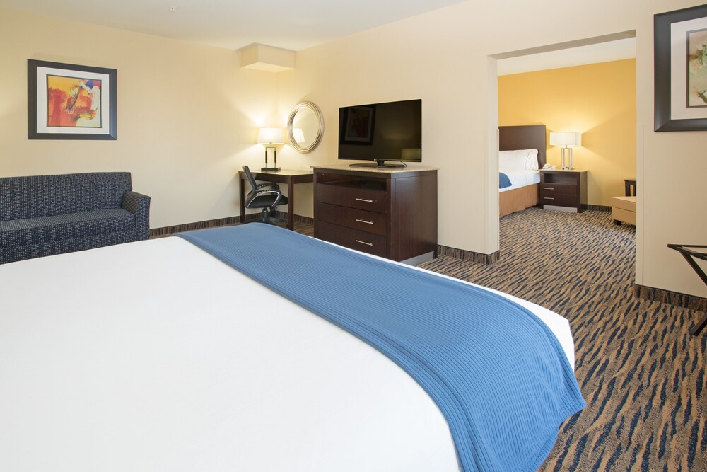 Holiday Inn Express Hotel Suites Denver North Thornton By Ihg — Thornton