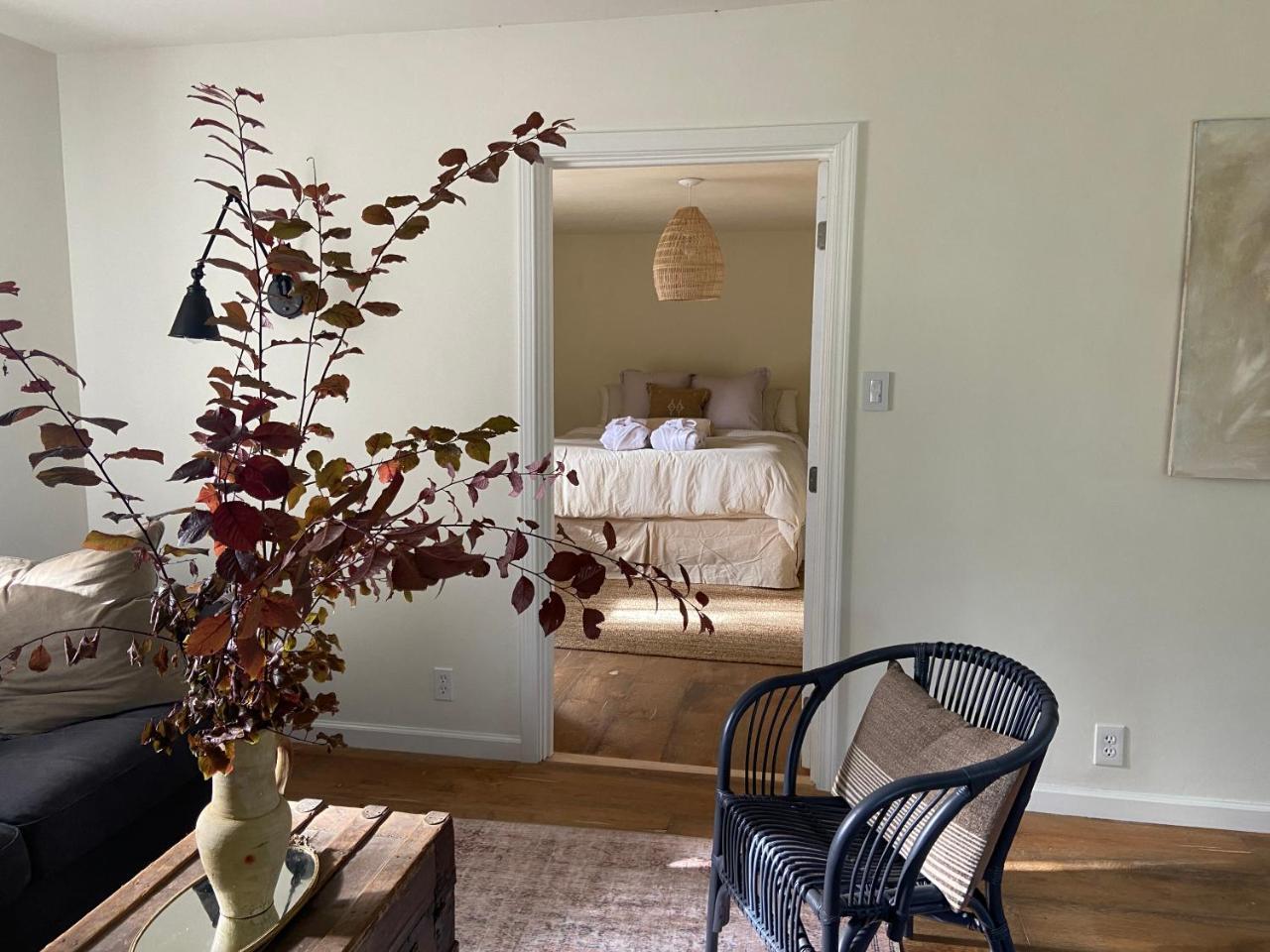 Rock Rose Cottage — 4-Star Luxury Hotel in Eureka, United States
