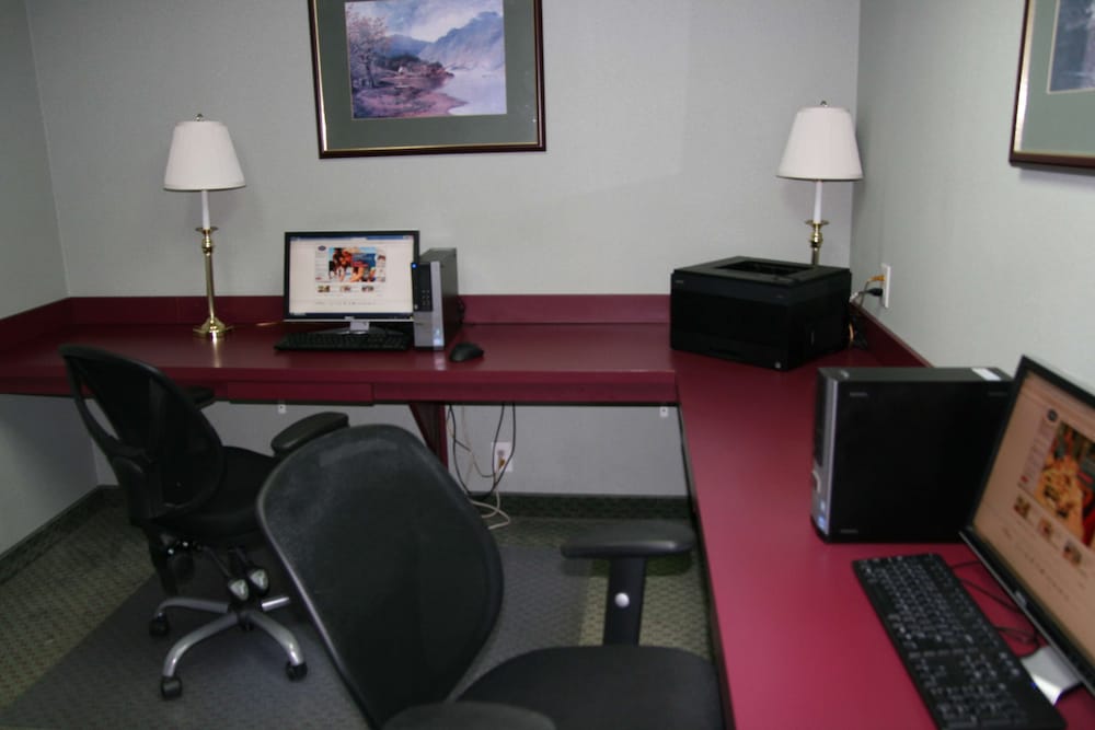 Hampton Inn Hillsville - photo 64