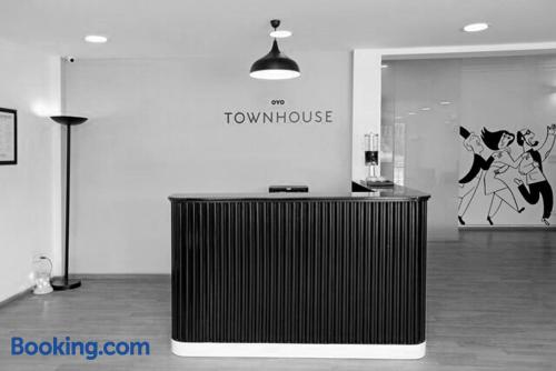 Oyo Townhouse 017 Huda City Center