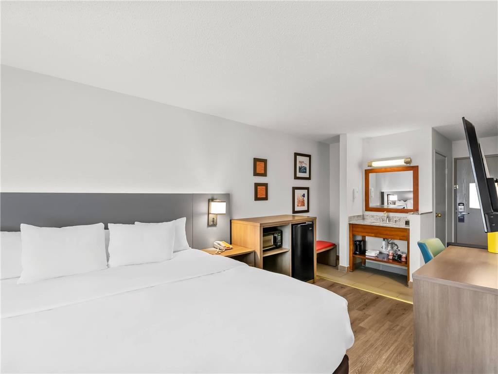 Comfort Inn & Suites Bellevue Omaha Offutt AFB - photo 27