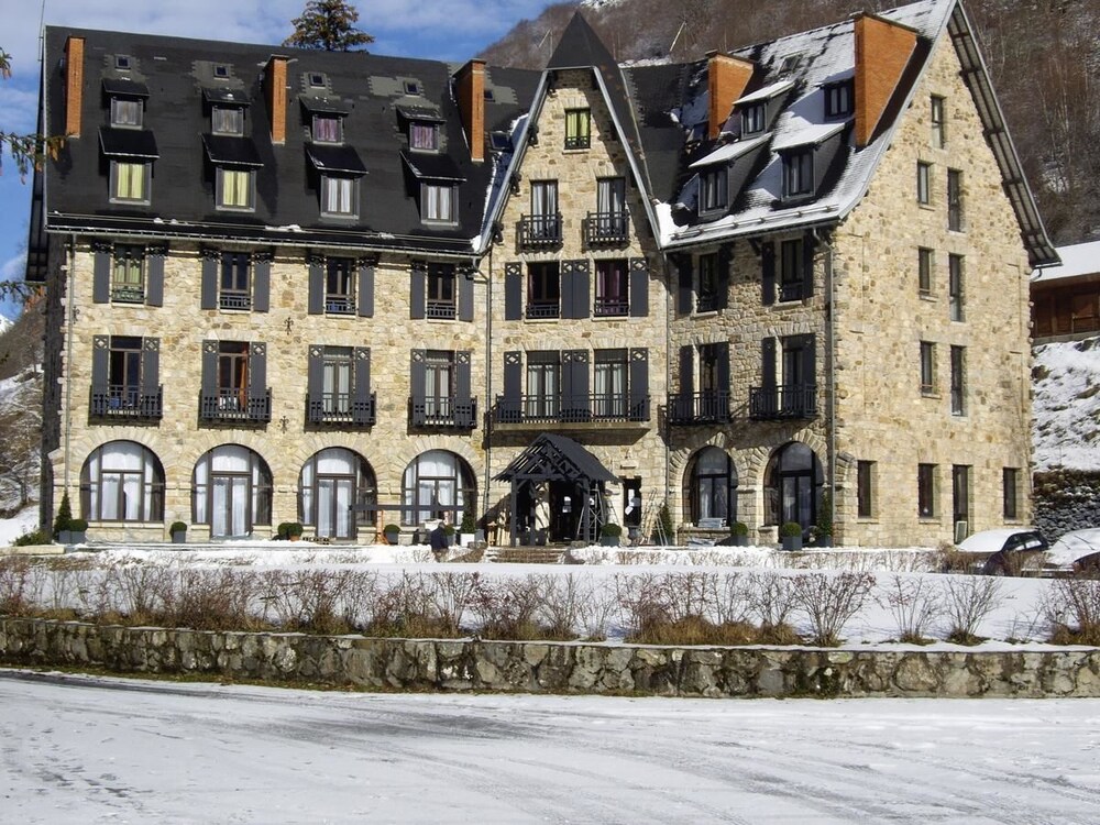 Hotel Vignemale in Lourdes, France