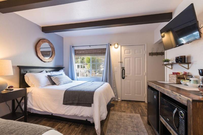 Shell Beach Inn - photo 83