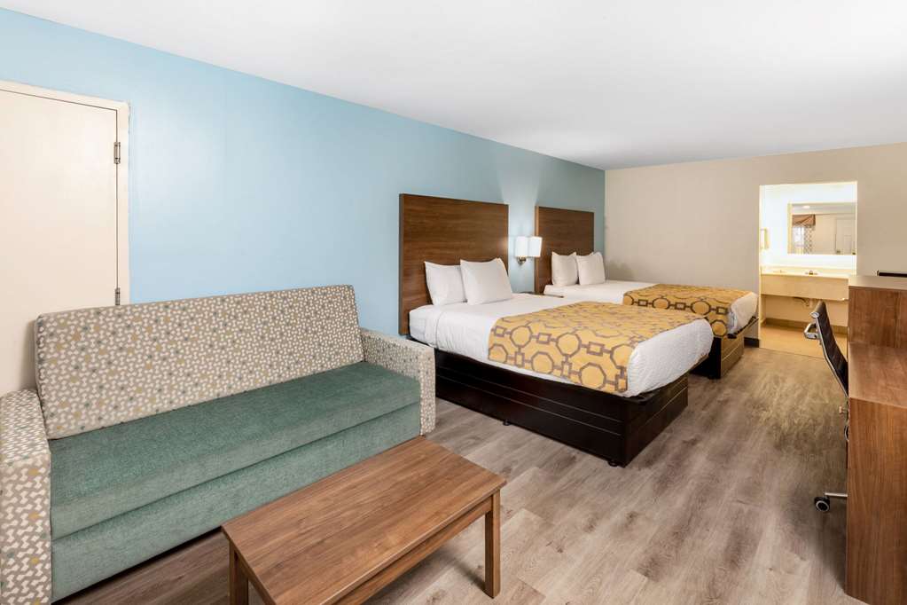 Baymont by Wyndham Biloxi Ocean Springs - photo 15
