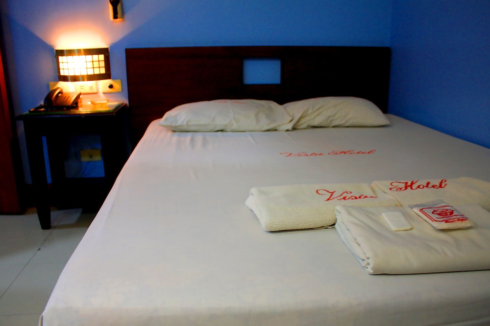 Vista Hotel Recto — Manila — photo 4