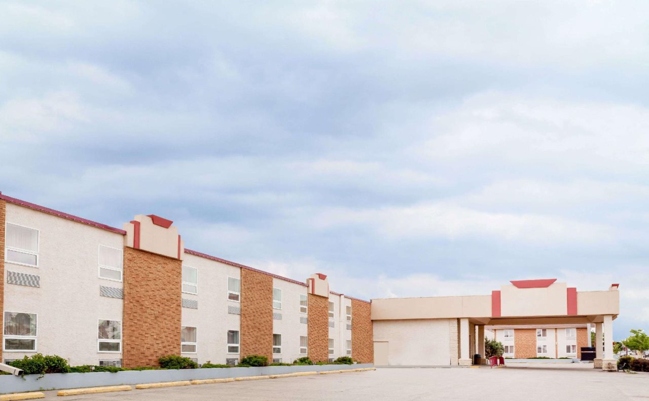 Ramada Yorkton — hotel in Yorkton