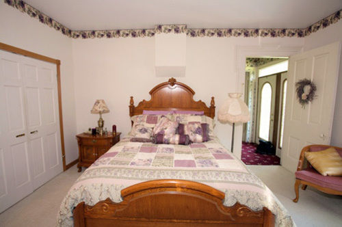 Allegan Country Inn - photo 22