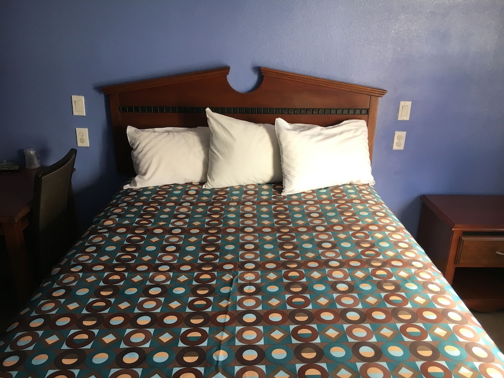 Ruby Motel - photo 4