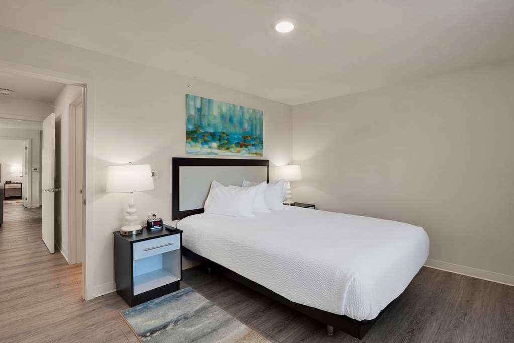 WaterWalk Extended Stay by Wyndham Charlotte Arrowood - photo 53