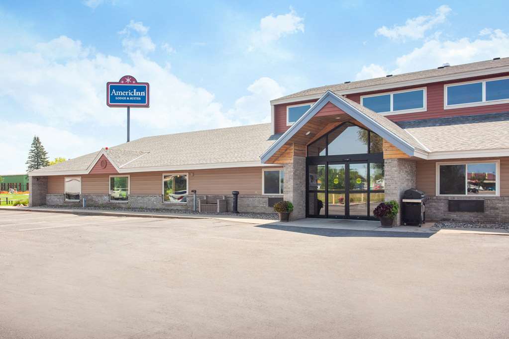 AmericInn by Wyndham St. Cloud MN I 94 - photo 2