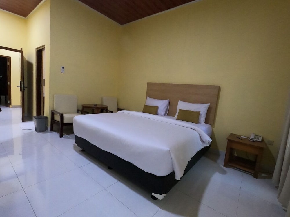 EduTel in Labuan Bajo, Indonesia