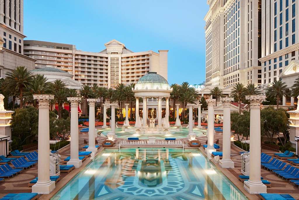Caesars Palace - photo 8