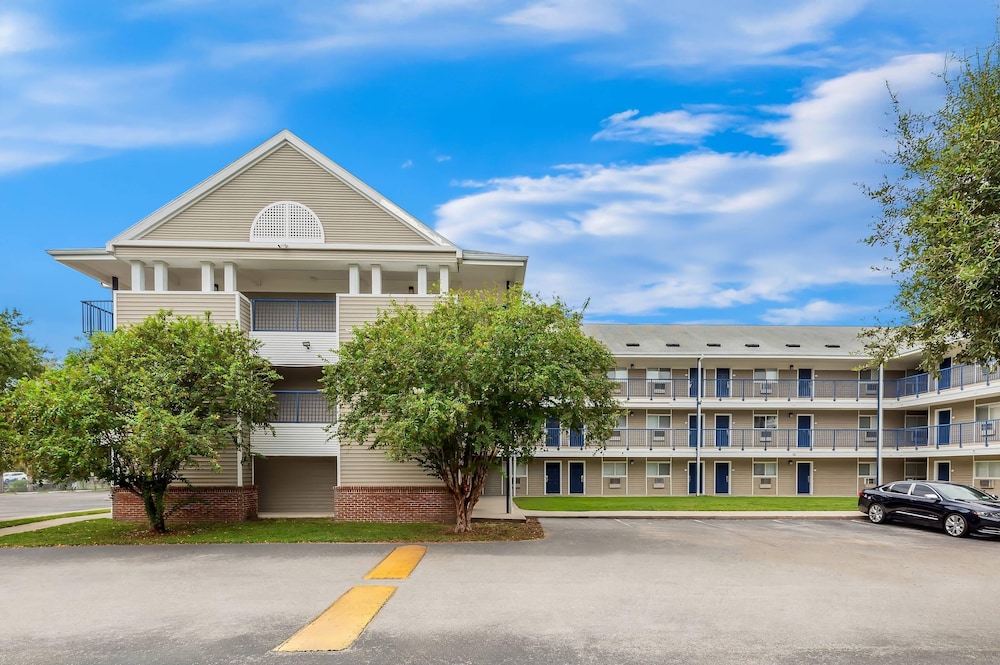 Birch Hill Suites Lakeland - photo 51