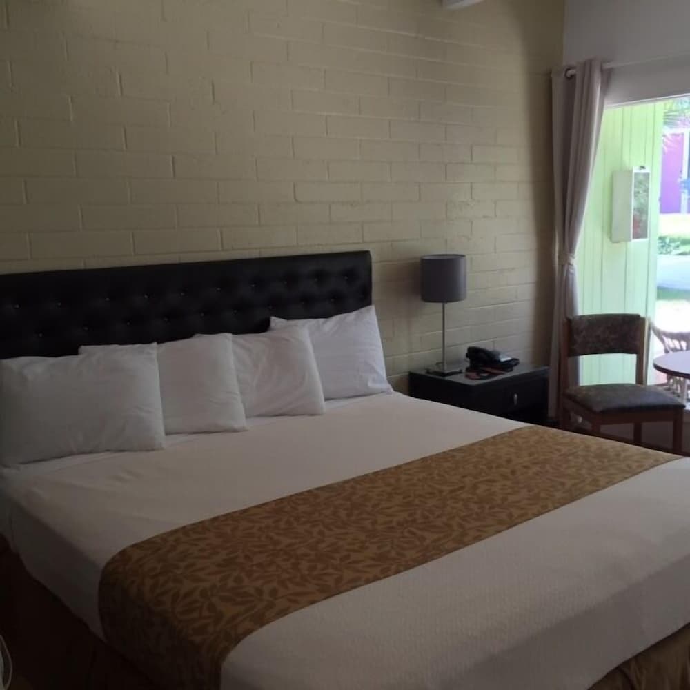 CCBC Resort Hotel A Gay Men's Resort - photo 18