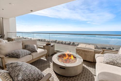 The Penthouse Oceanfront in Oceanside, United States