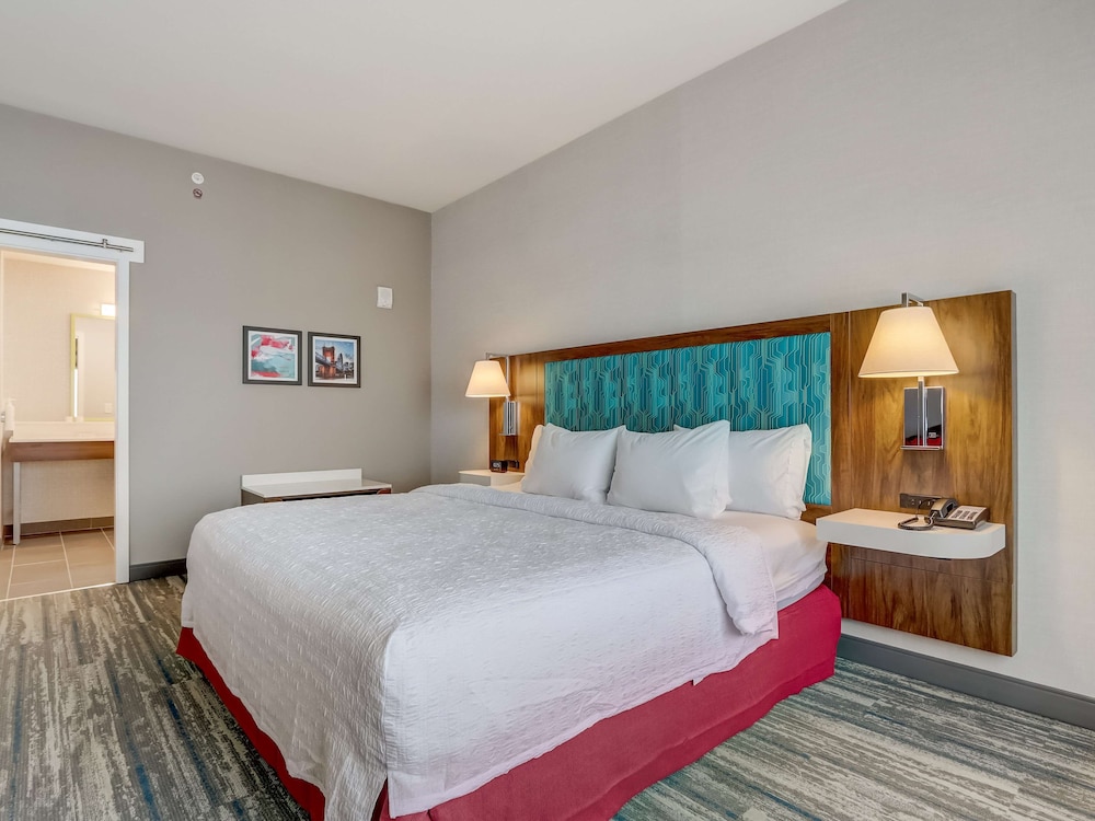 Hampton Inn and Suites by Hilton Cincinnati Midtown Rookwood - photo 28