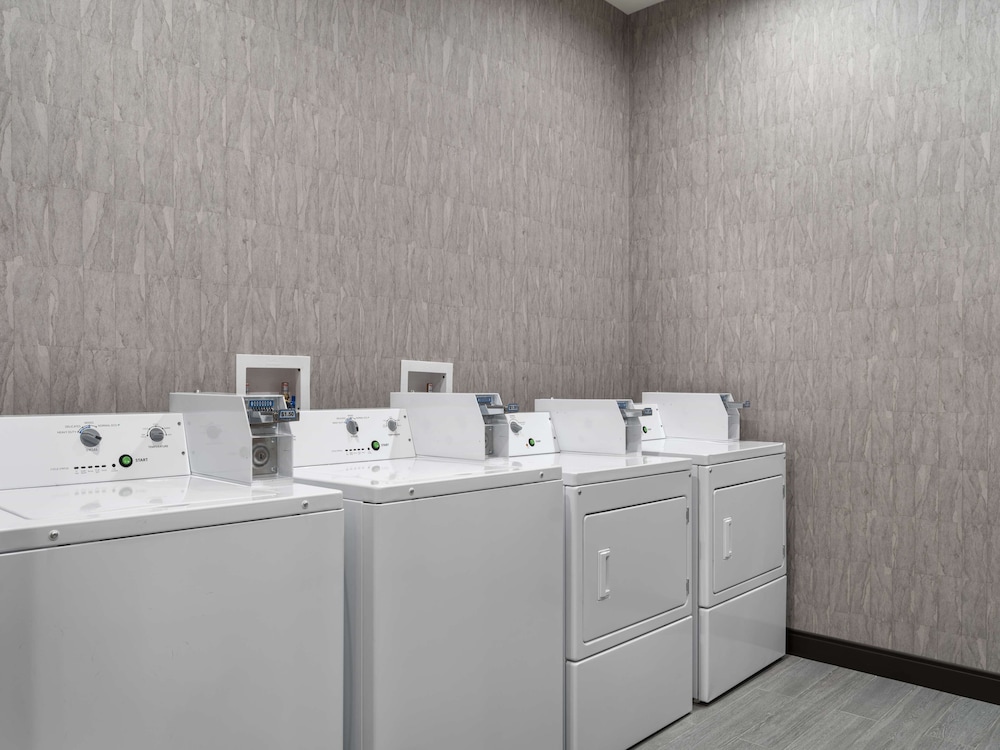 Home2 Suites by Hilton Round Rock Medical Center - photo 29
