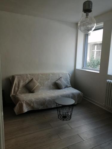 Studio Cours Emile Zola Metro Republique in Villeurbanne, France