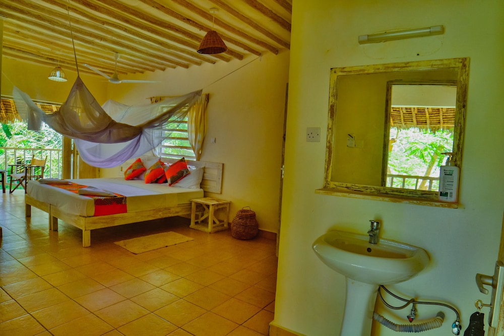 Upani in Daini — Kwale — photo 4