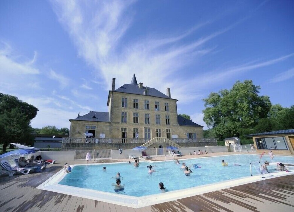 Le Domaine De Pelvezy Vacances Ulvf — Saint Genies Bellevue