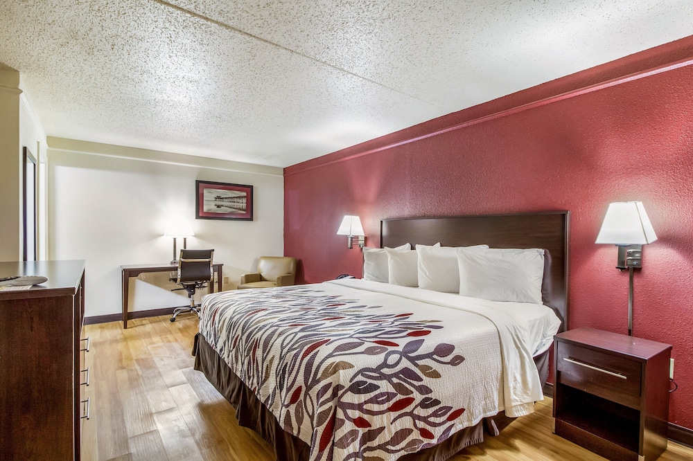 Red Roof Inn Houston East I 10 - photo 12