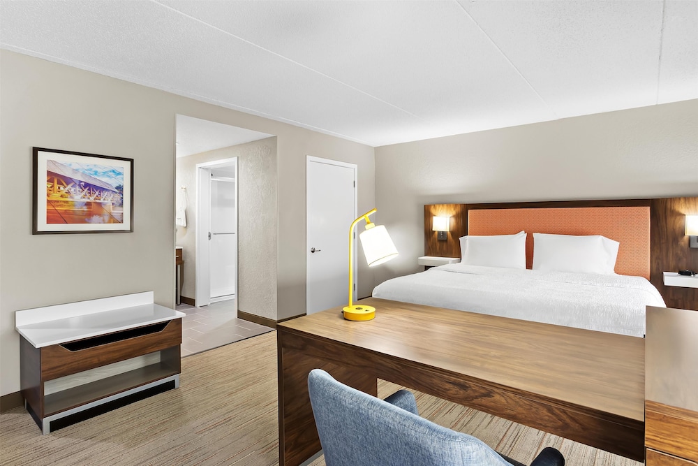 Hampton Inn & Suites Bolingbrook - photo 14