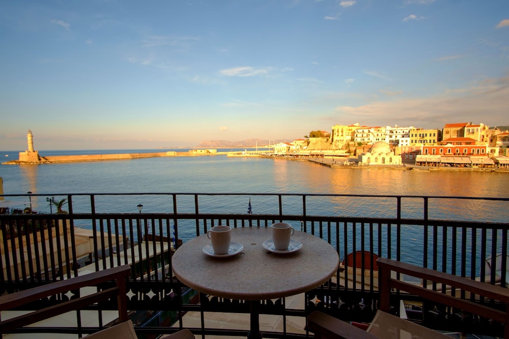 Erietta Suites - last minute hotel in Chania