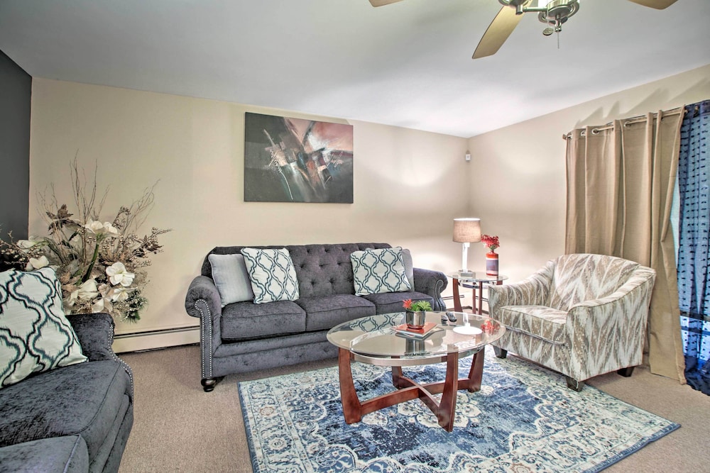Home W Yard And Patio 30 Mi To Downtown Chicago 17406536 — Matteson