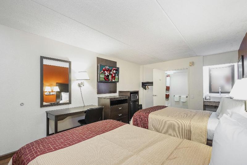 Red Roof Inn Jackson North Ridgeland - photo 13