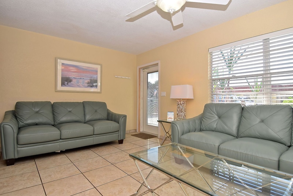 A Beach Retreat - photo 112