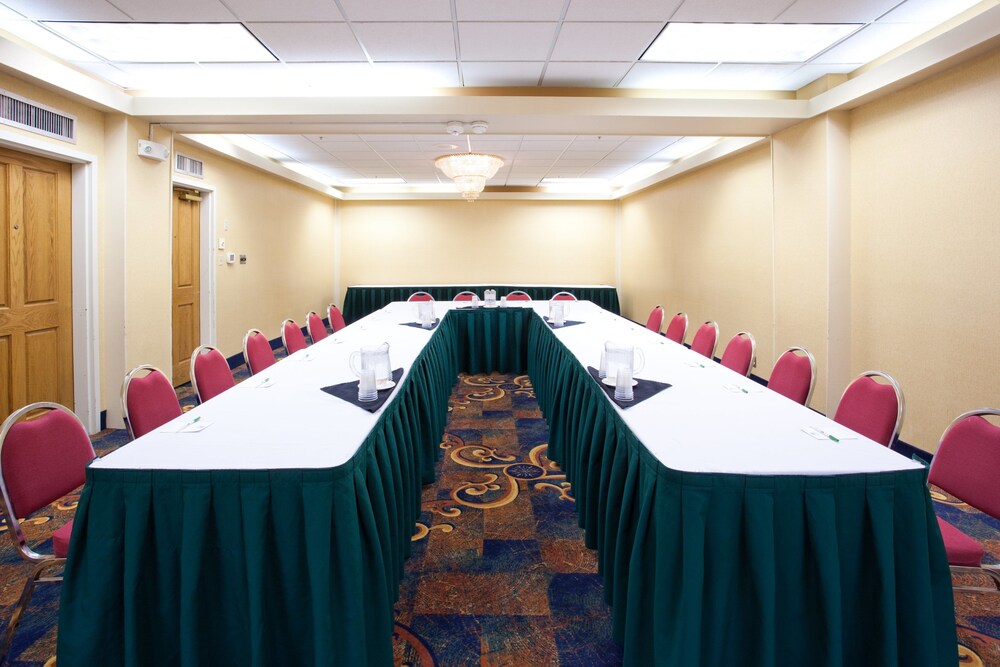 Holiday Inn Great Falls Convention Center by IHG - photo 50