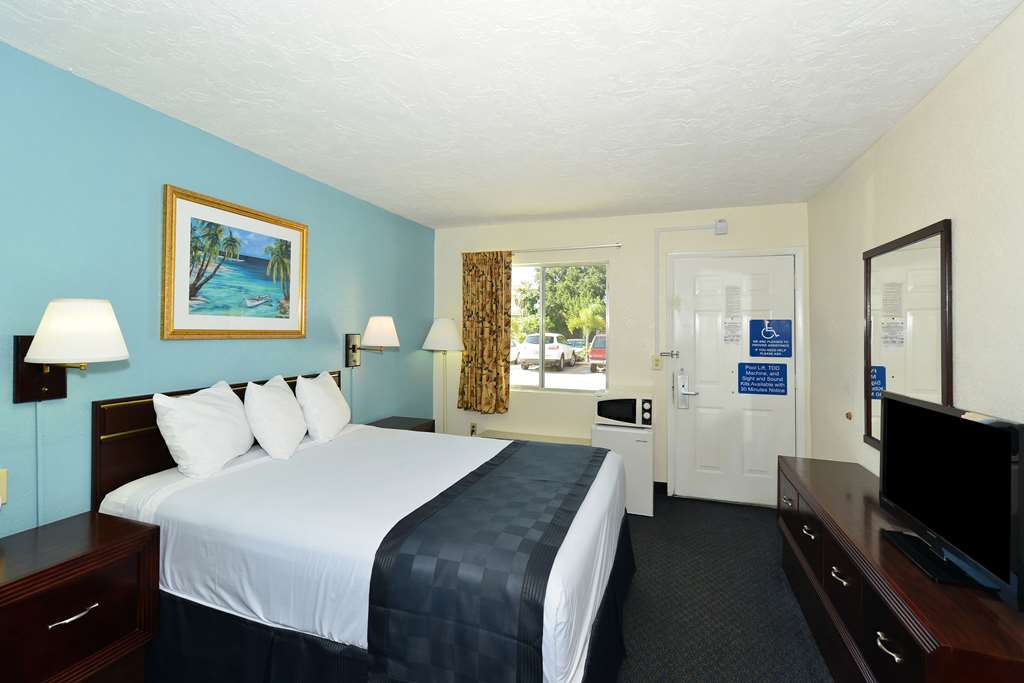 Americas Best Value Inn Bradenton Sarasota - photo 7