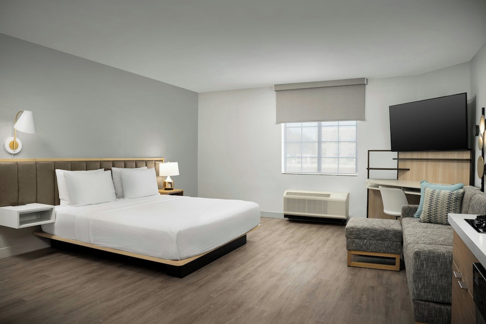 TownePlace Suites by Marriott Birmingham South - photo 11
