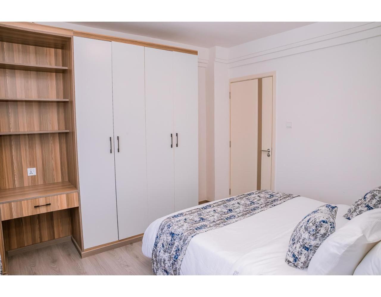 2 Bedroom Skyview Retreat at GoldPark Homes by Lulu Homes