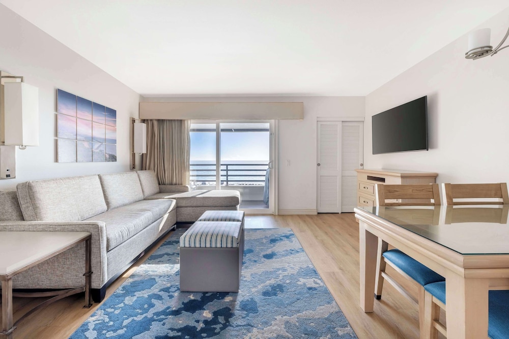 Hilton Vacation Club Riviera Beach & Shores CA - photo 49