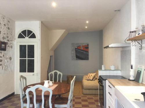 Le Petit Relais Du Canal — Trebes