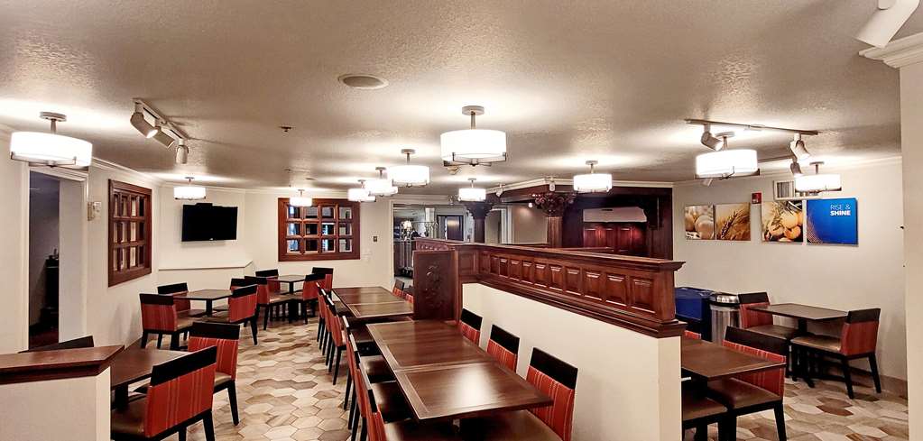 Comfort Suites Corvallis - photo 51