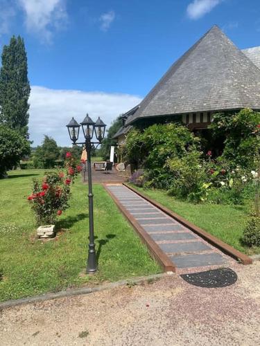 Maisons Normande a 5 Minutes de Deauville - carbon neutral hotel in Unknown City