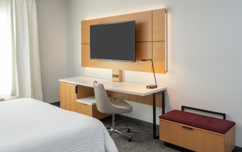 DoubleTree by Hilton Houston Westchase - photo 28