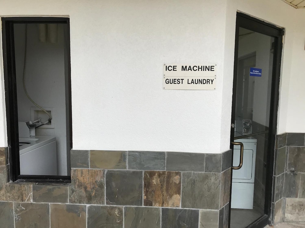 Express Inn Tomball - photo 30