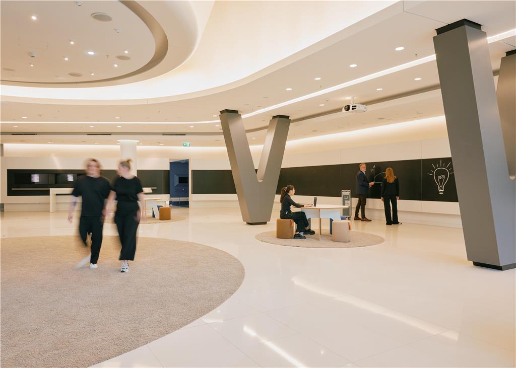 Our Think Terminal offers an airport atmosphere on 465 square meters