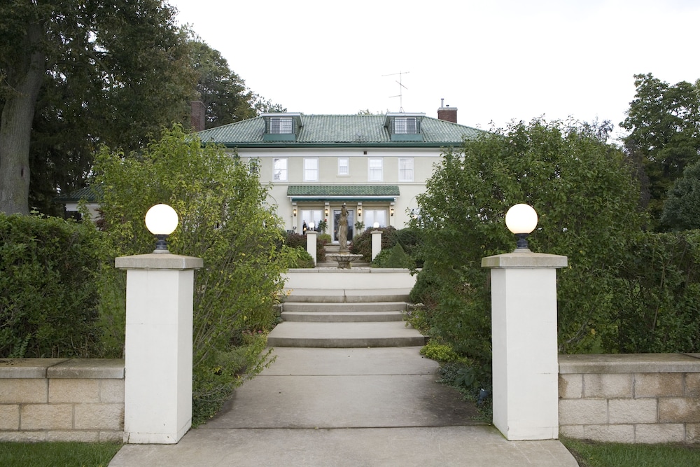 The Belvedere Inn & Restaurant - photo 58