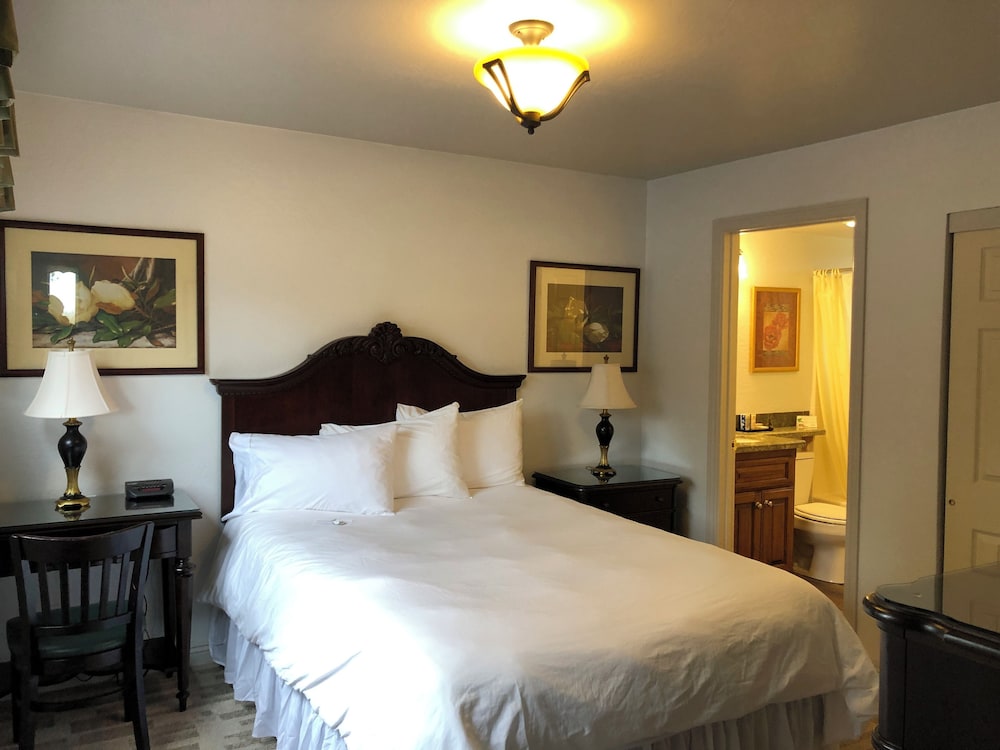 Bay Meadows Resort - photo 10