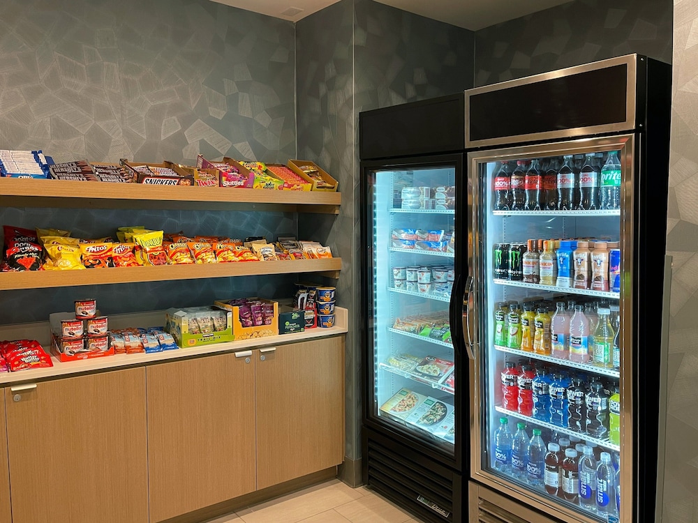 Holiday Inn Express and Suites Hollister by IHG - photo 34