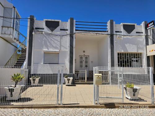 Blife Montya private rooms in Faro, Portugal