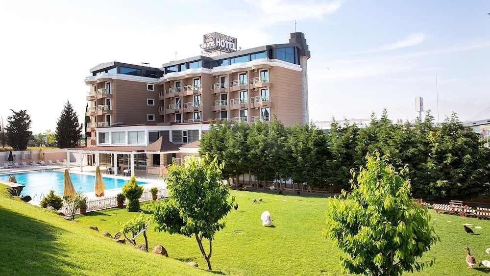 Premier Vista Hotel Silivri - carbon neutral hotel in Silivri
