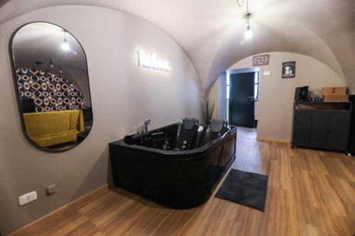 Loft Ateneo — 4-Star Luxury Hotel in Bari, Italy