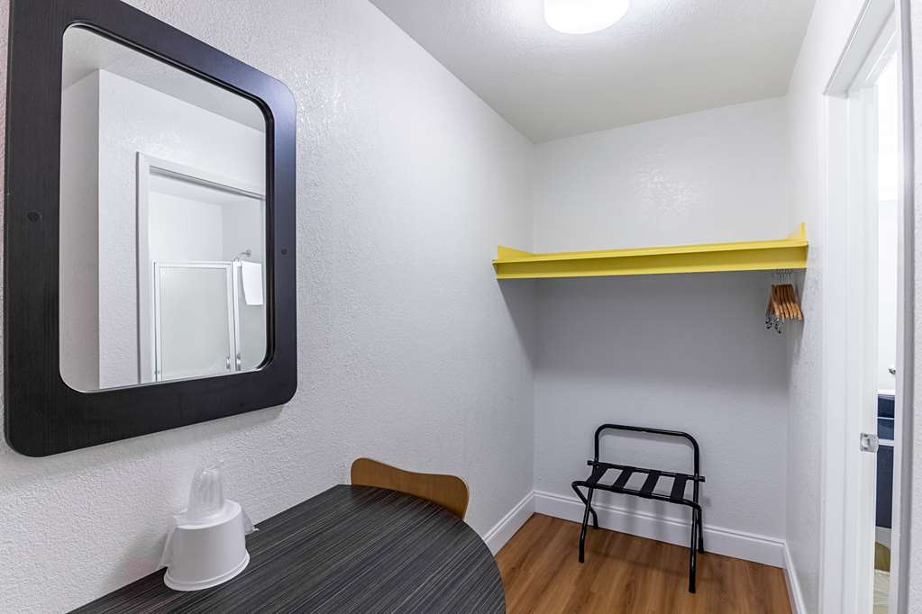 Motel 6 Pensacola FL Airport West - photo 13