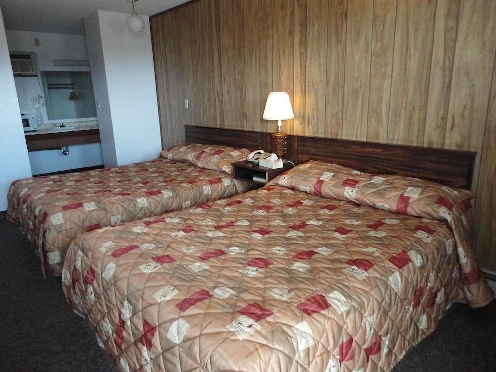 Elk Point Motel & RV Park — Elk Point — photo 2