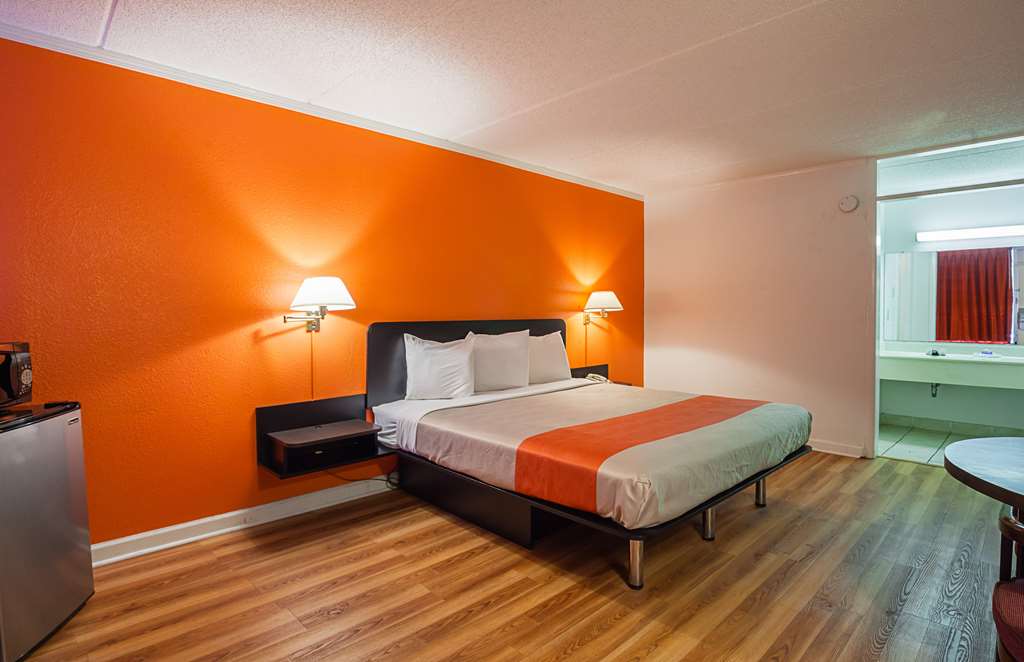 Motel 6 Tifton GA - photo 12